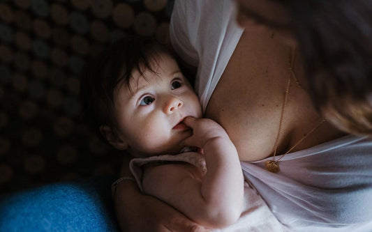 Breastfeeding Benefits for Moms - Élhée