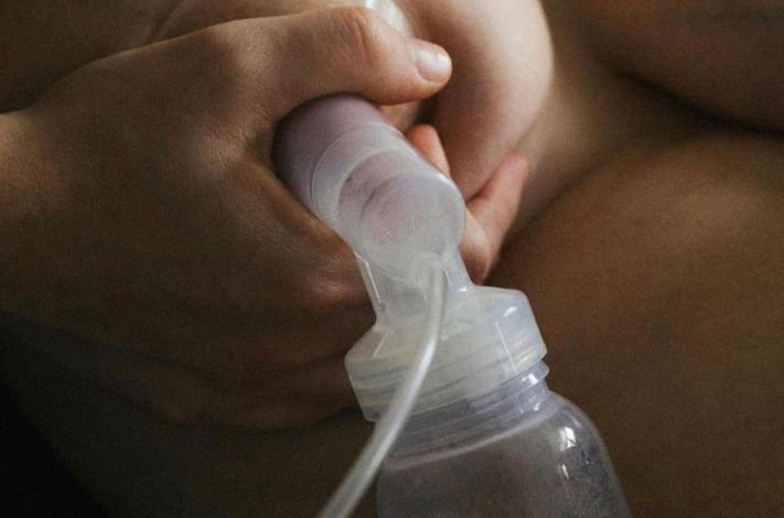 Freezing Breast Milk: Why, How, and How Much - Élhée