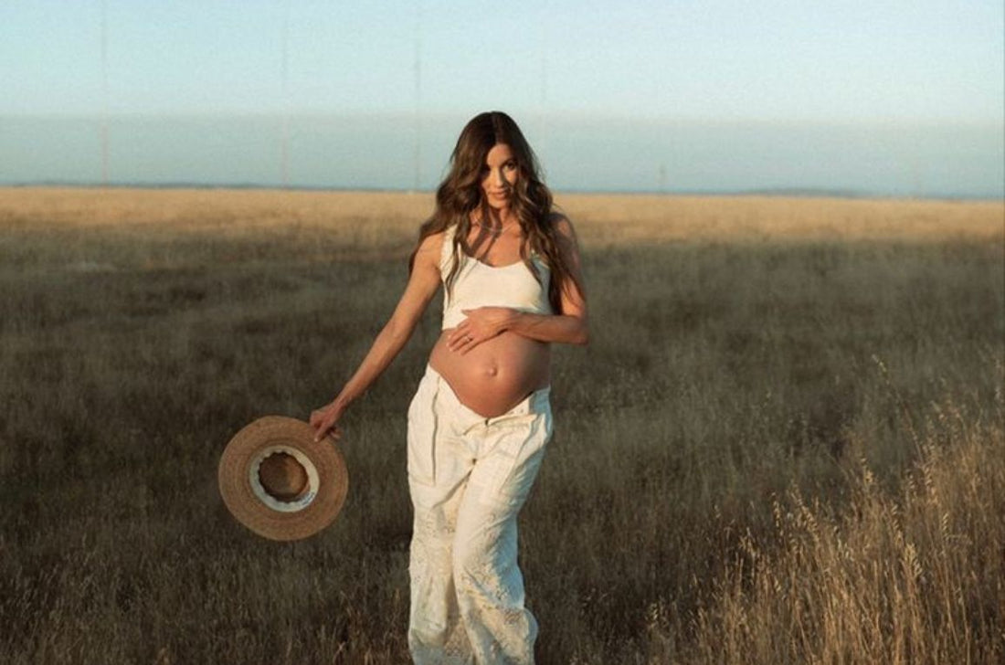 Becoming a Mom: The Questions We All Ask - Élhée