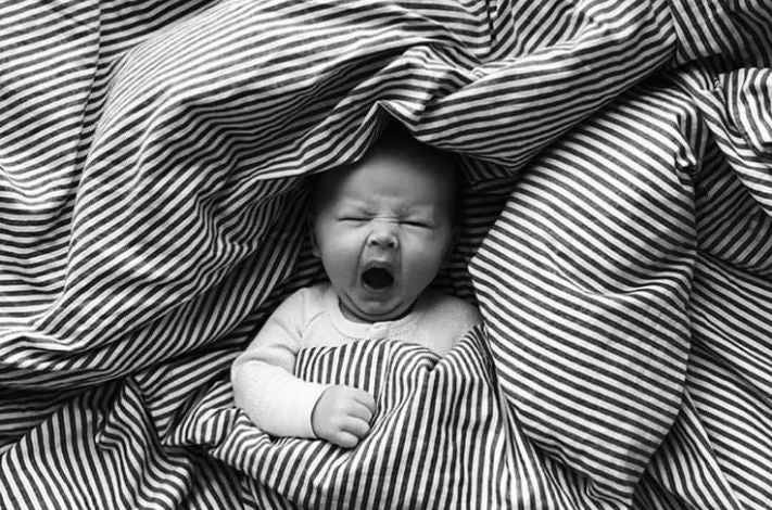Baby Pacifiers: 3 Tips to Help Them Keep It All Night - Élhée