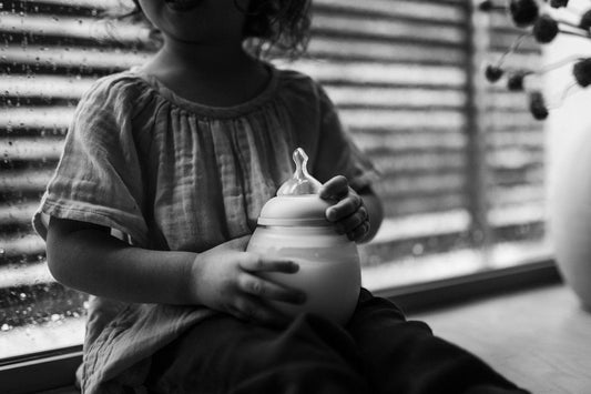 Breast Milk: How the Body Produces It - Élhée